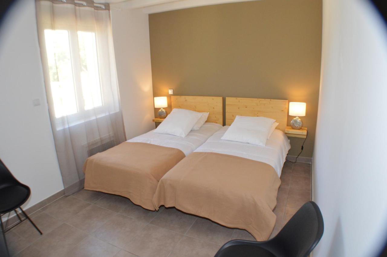 Le Clos Des Taulelles Gite Le Figuier Saint-Privat-de-Champclos Εξωτερικό φωτογραφία